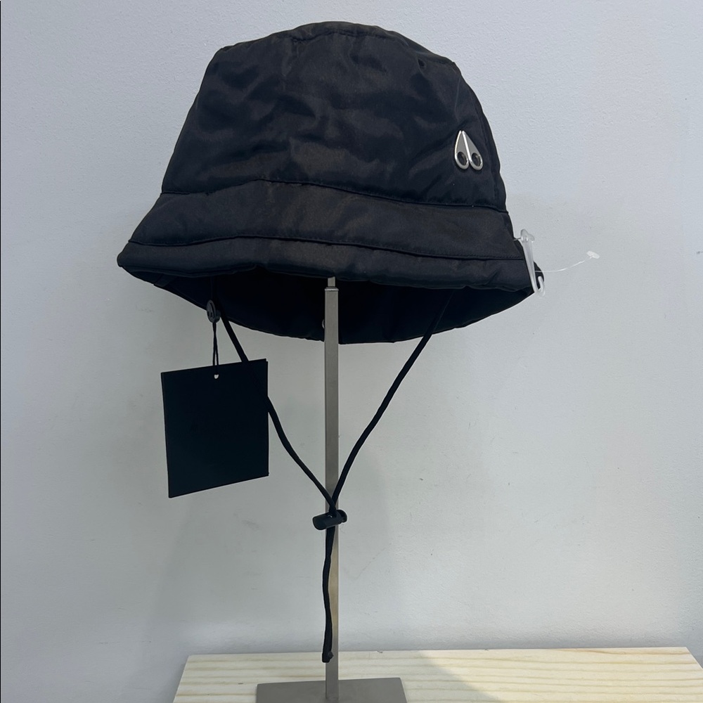 Moose Knuckles Black Bucket Hat